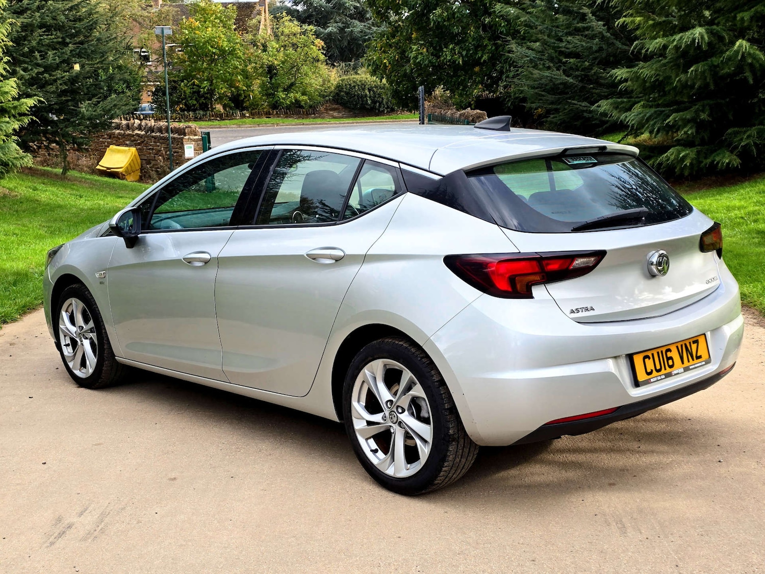 Used Vauxhall Astra 2016 for sale - 76625848: Photo 5