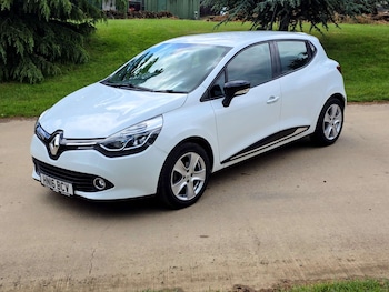 Used Renault Clio 2016 for sale - 75418380: Photo