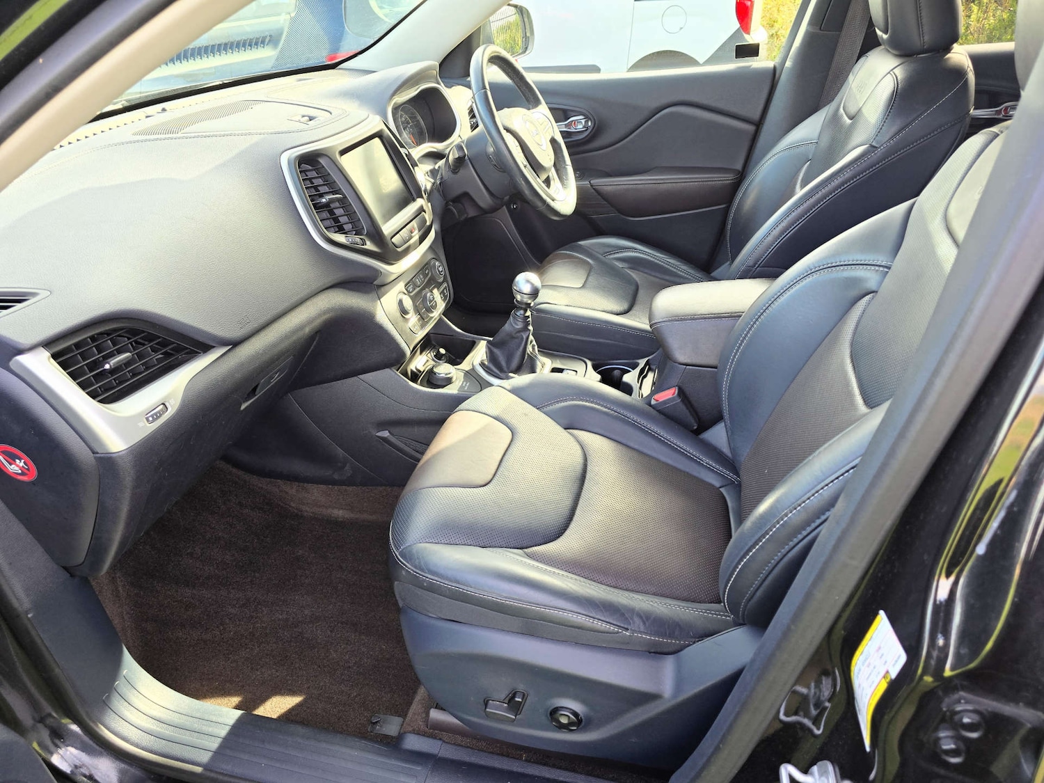 Used Jeep Cherokee 2017 for sale - 76983910: Photo 12