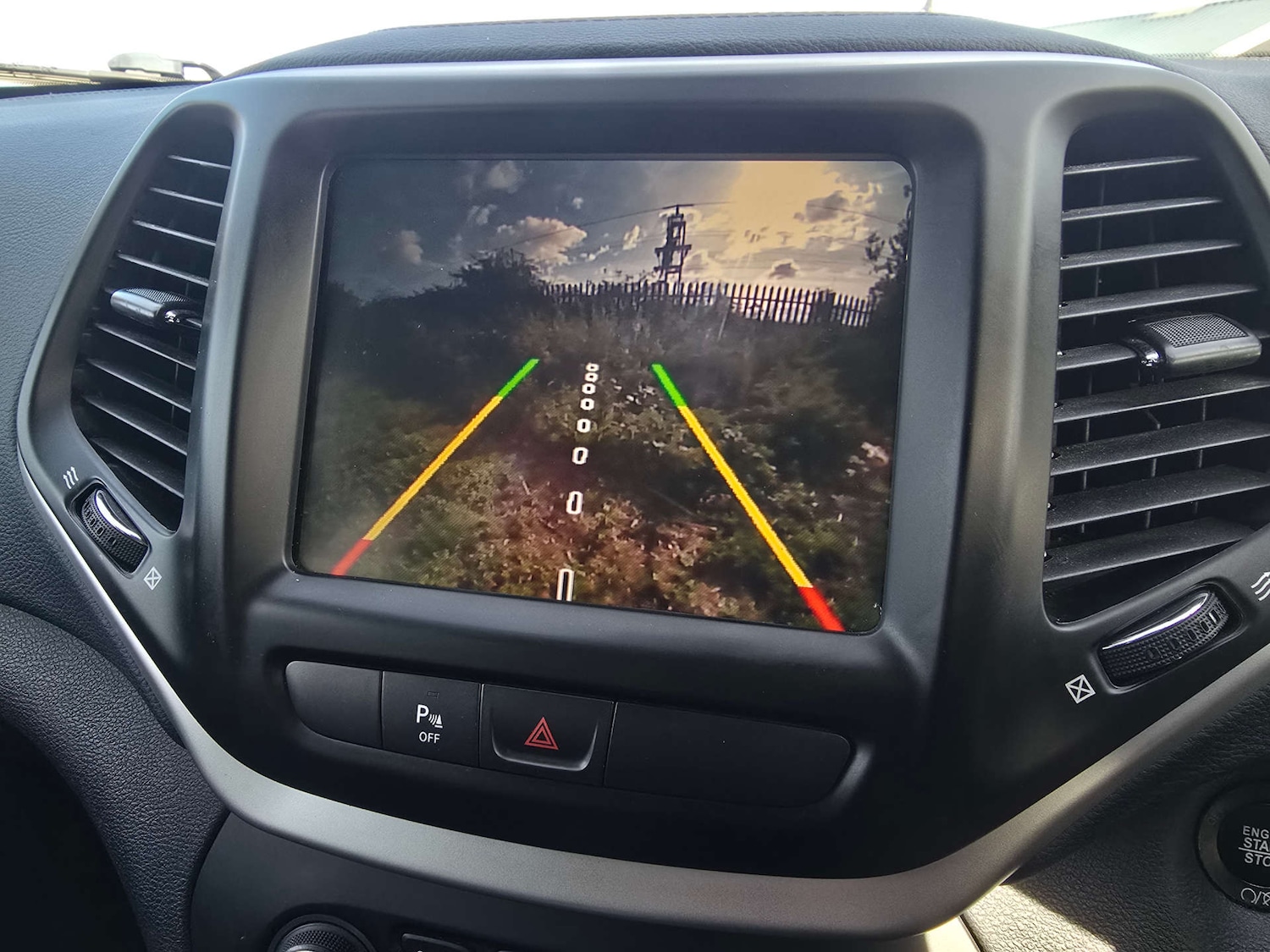 Used Jeep Cherokee 2017 for sale - 76983910: Photo 23