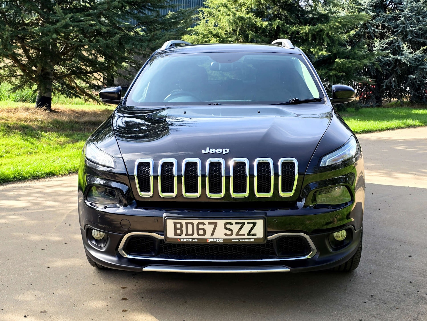 Used Jeep Cherokee 2017 for sale - 76983910: Photo 8