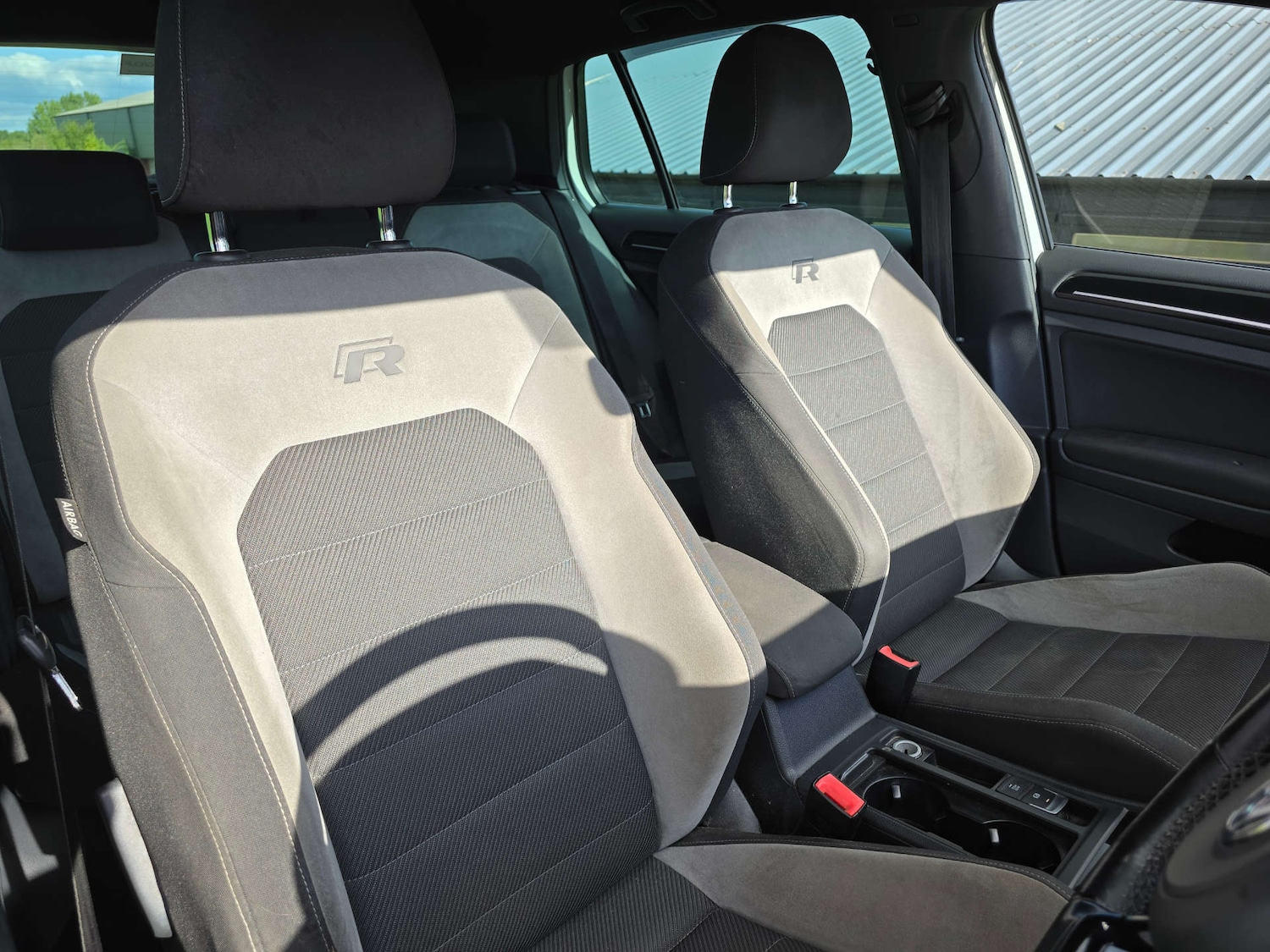 Used Volkswagen Golf 2014 for sale - 76056604: Photo 10