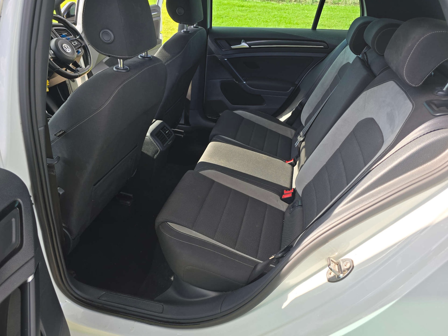 Used Volkswagen Golf 2014 for sale - 76056604: Photo 14