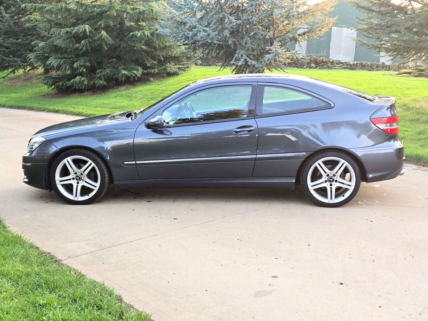 Used Mercedes-Benz CLC Class 2009 for sale - 76653935: Photo 6