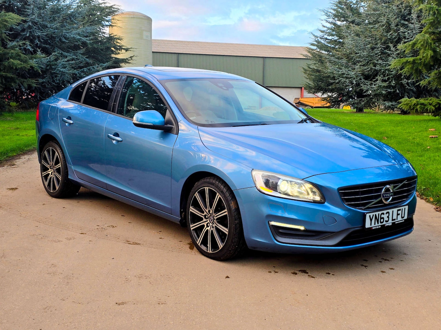 Used Volvo S60 2013 for sale - 76556034: Photo 1
