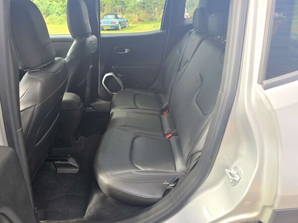 Used Jeep Renegade 2015 for sale - 75375936: Photo 11