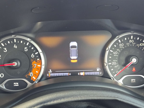 Used Jeep Renegade 2015 for sale - 75375936: Photo 21