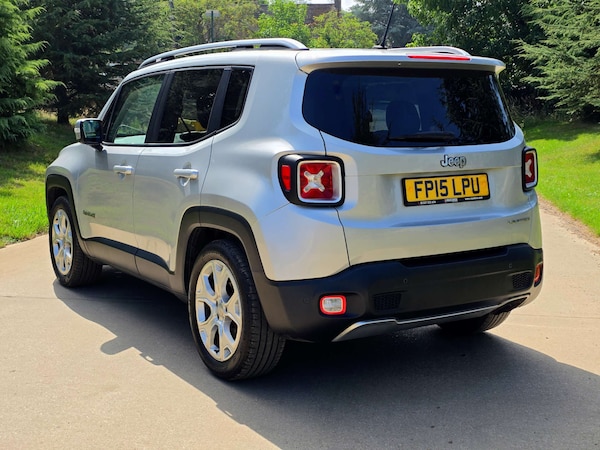 Used Jeep Renegade 2015 for sale - 75375936: Photo 5