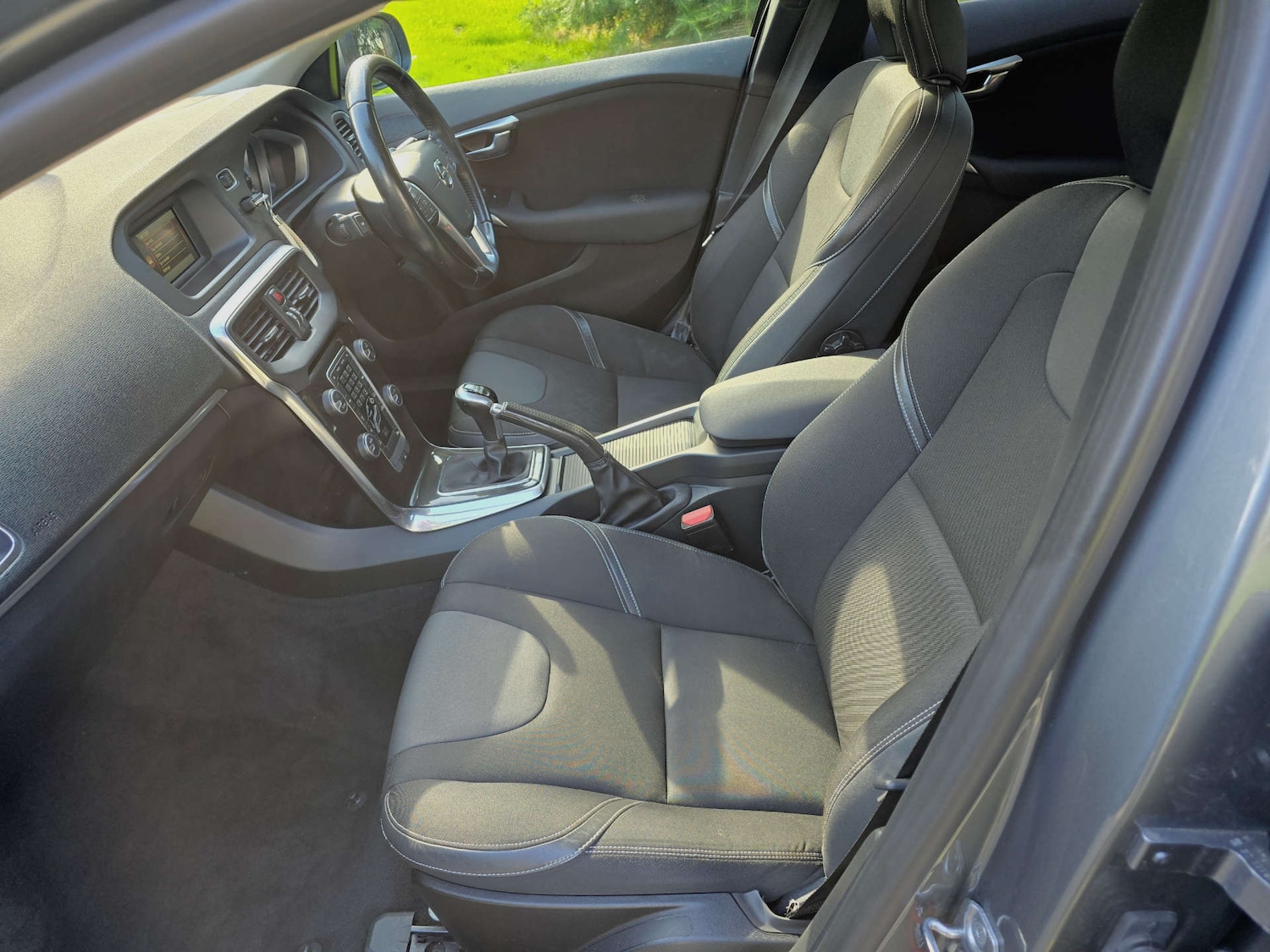 Used Volvo V40 2016 for sale - 76298772: Photo 15