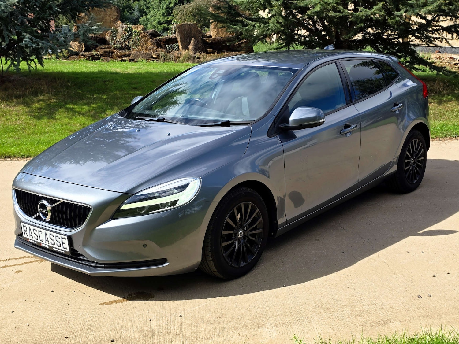 Used Volvo V40 2016 for sale - 76298772: Photo 7