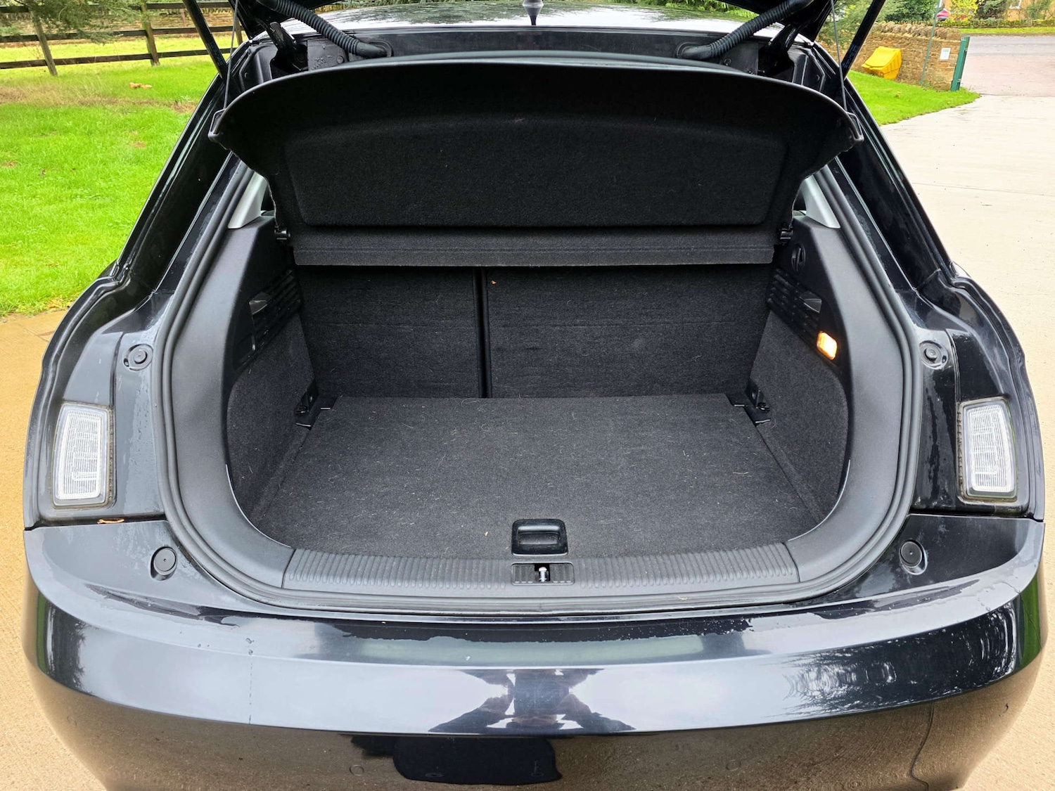 Used Audi A1 2012 for sale - 76629687: Photo 16