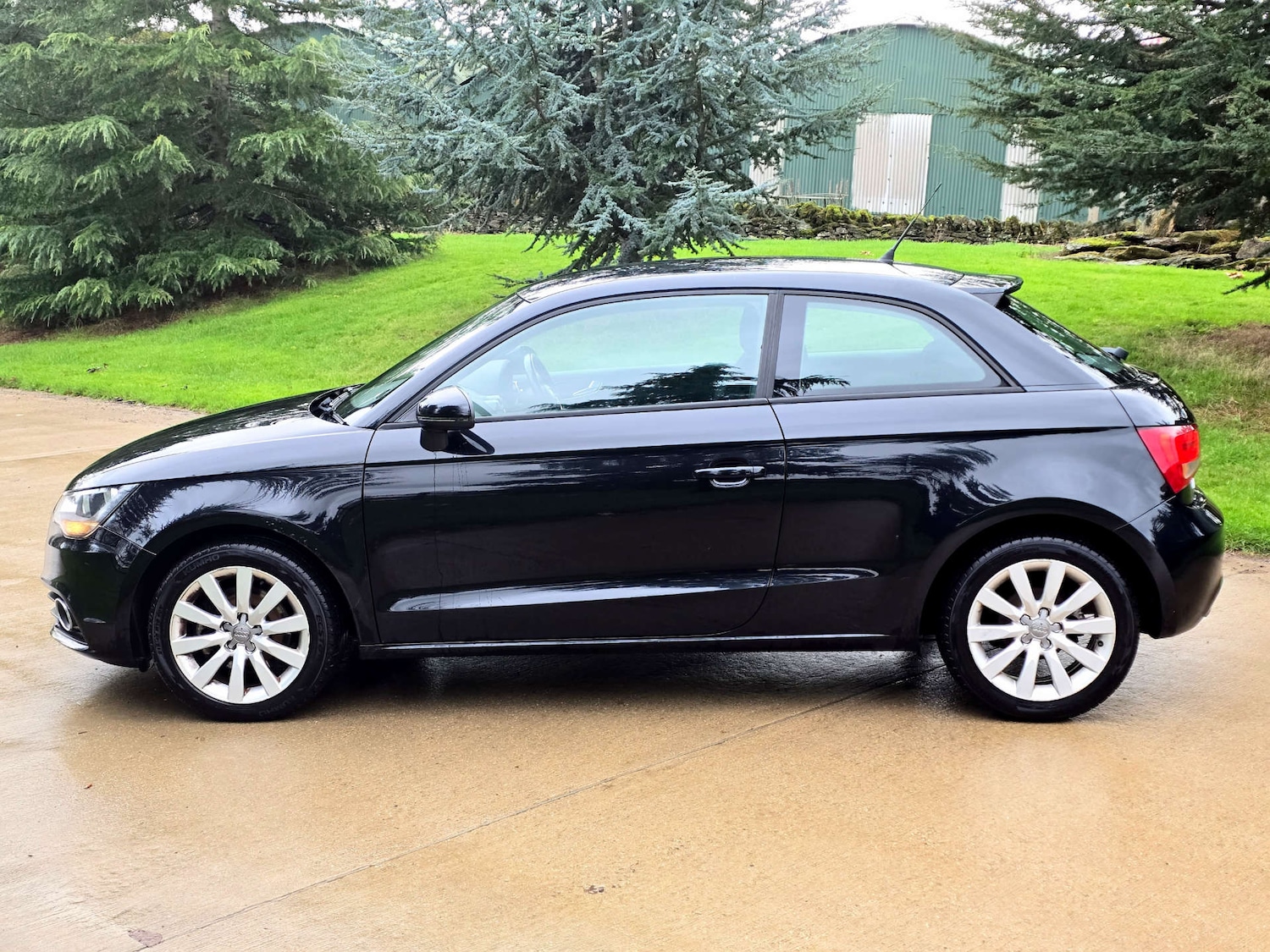 Used Audi A1 2012 for sale - 76629687: Photo 6