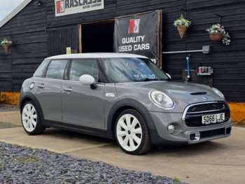 2016 - 2.0 5-Door Hatch Cooper S