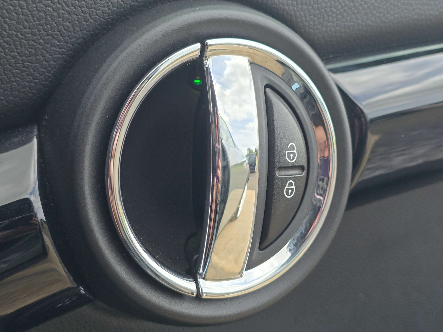 Used MINI Hatch 2016 for sale - 76278486: Photo 42