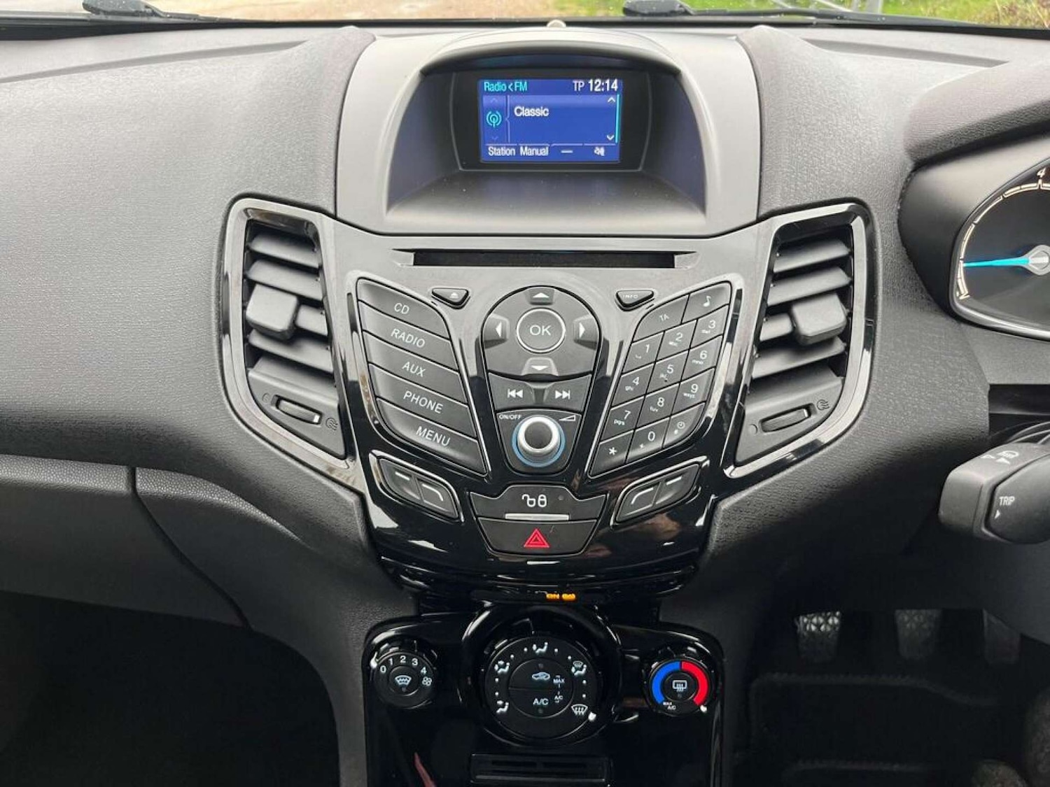 Used Ford Fiesta 2013 for sale - 76863438: Photo 19