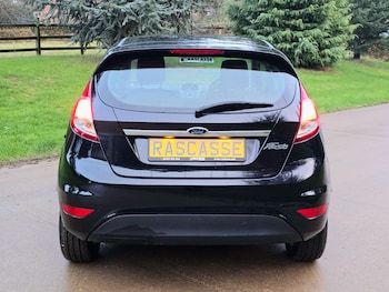 Used Ford Fiesta 2013 for sale - 76863438: Photo