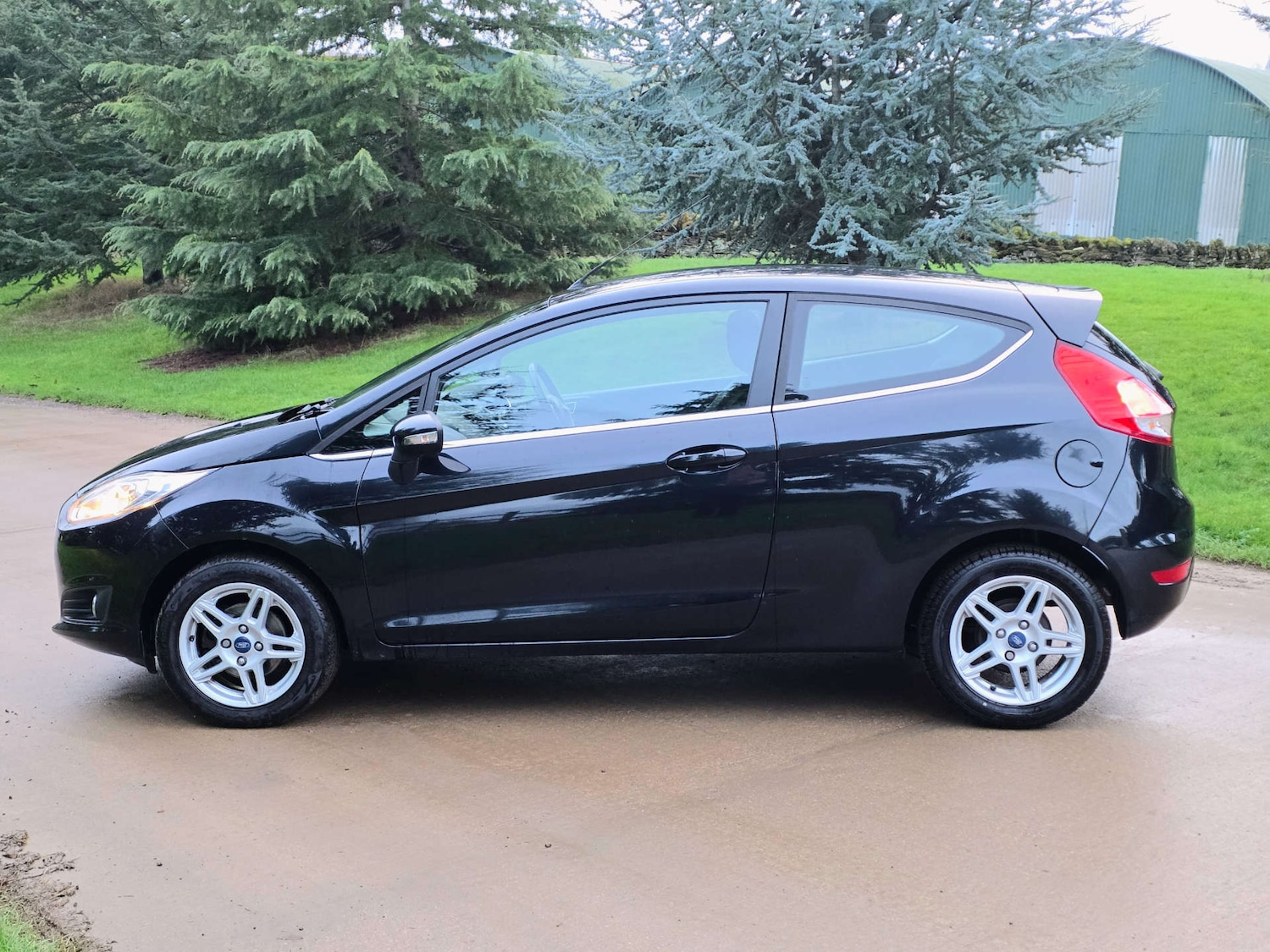 Used Ford Fiesta 2013 for sale - 76863438: Photo 6