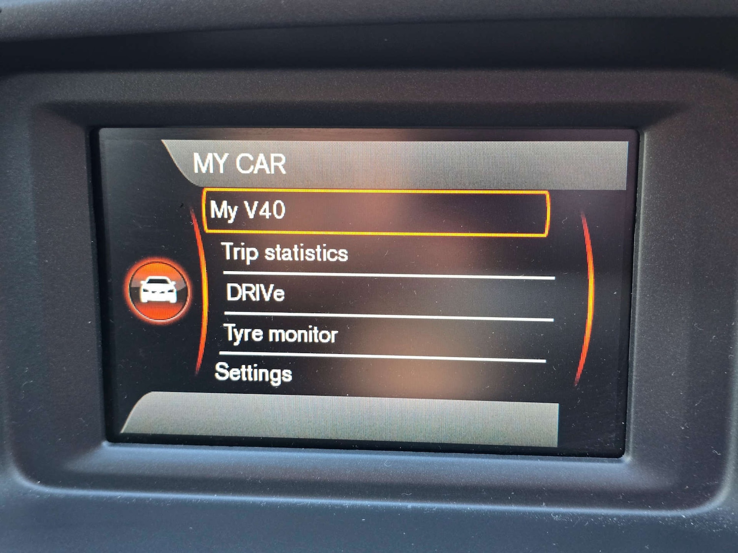 Used Volvo V40 2016 for sale - 76601738: Photo 25