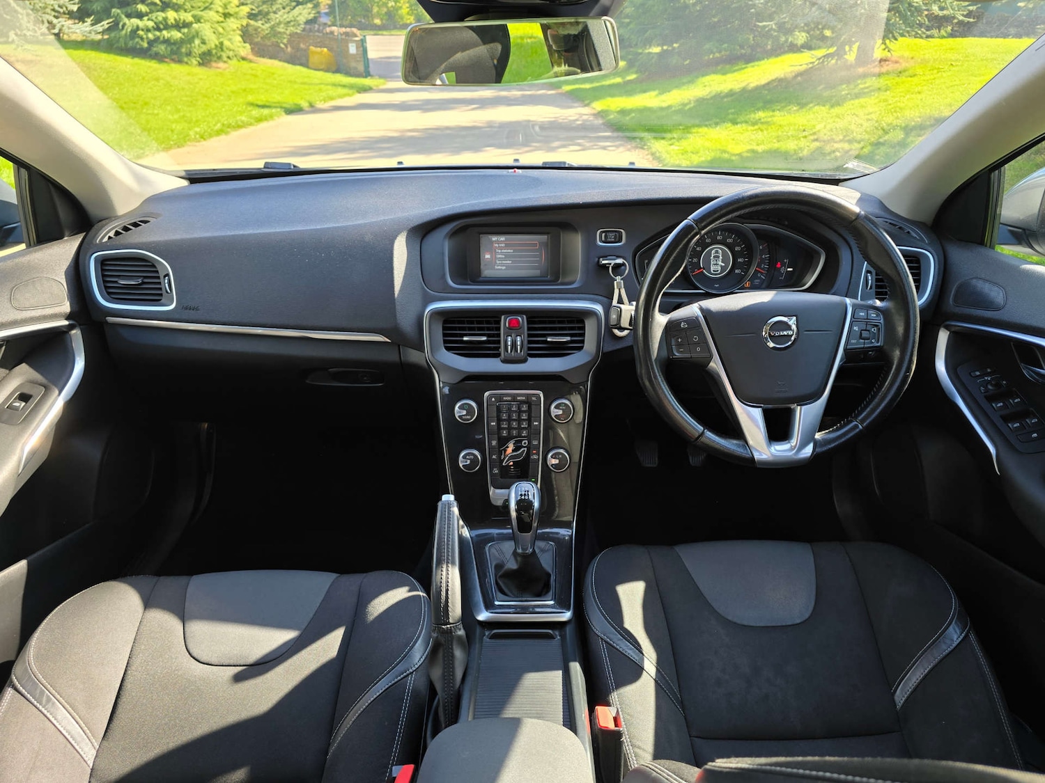 Used Volvo V40 2016 for sale - 76601738: Photo 9