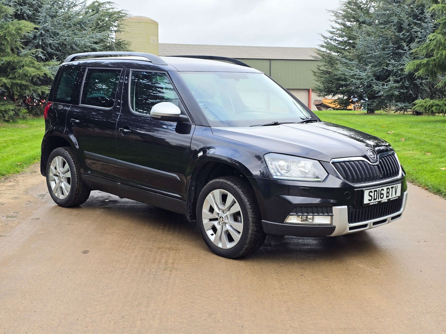 Used Skoda Yeti 2016 for sale - 76625840: Photo 1