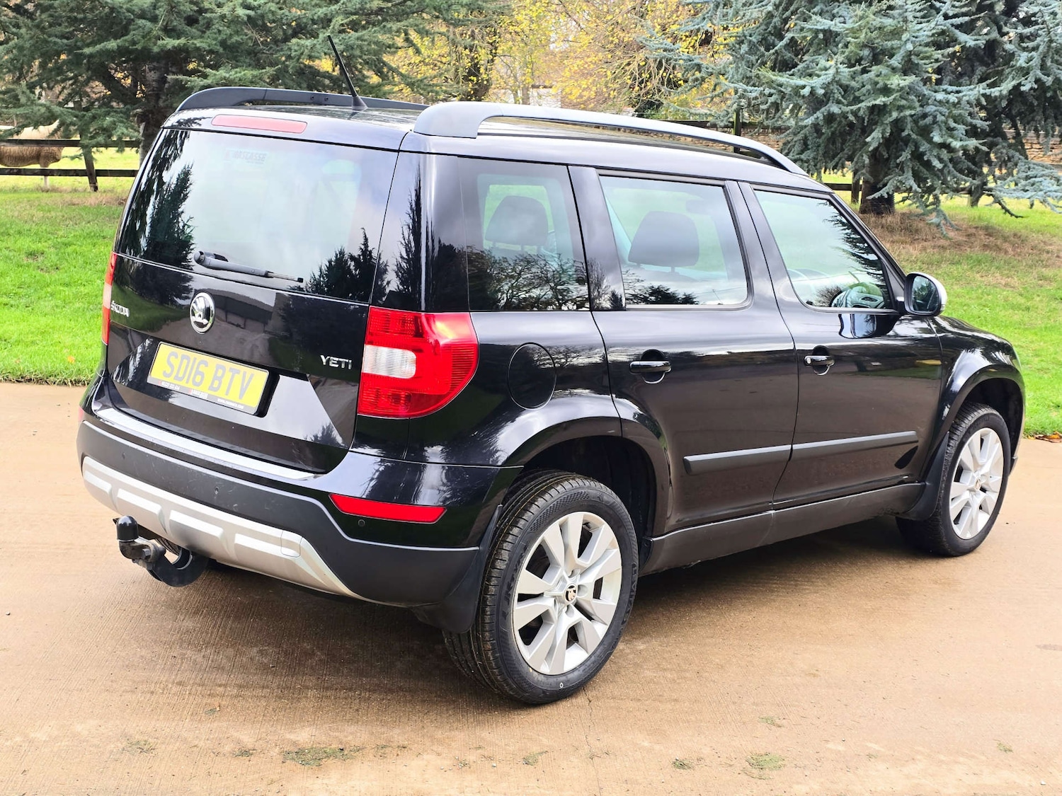 Used Skoda Yeti 2016 for sale - 76625840: Photo 3