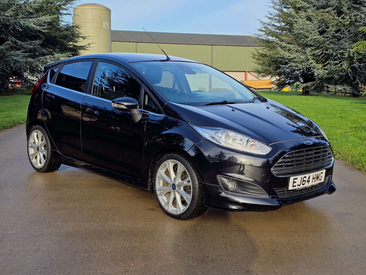 Used Ford Fiesta 2014 for sale - 76830966: Photo 1