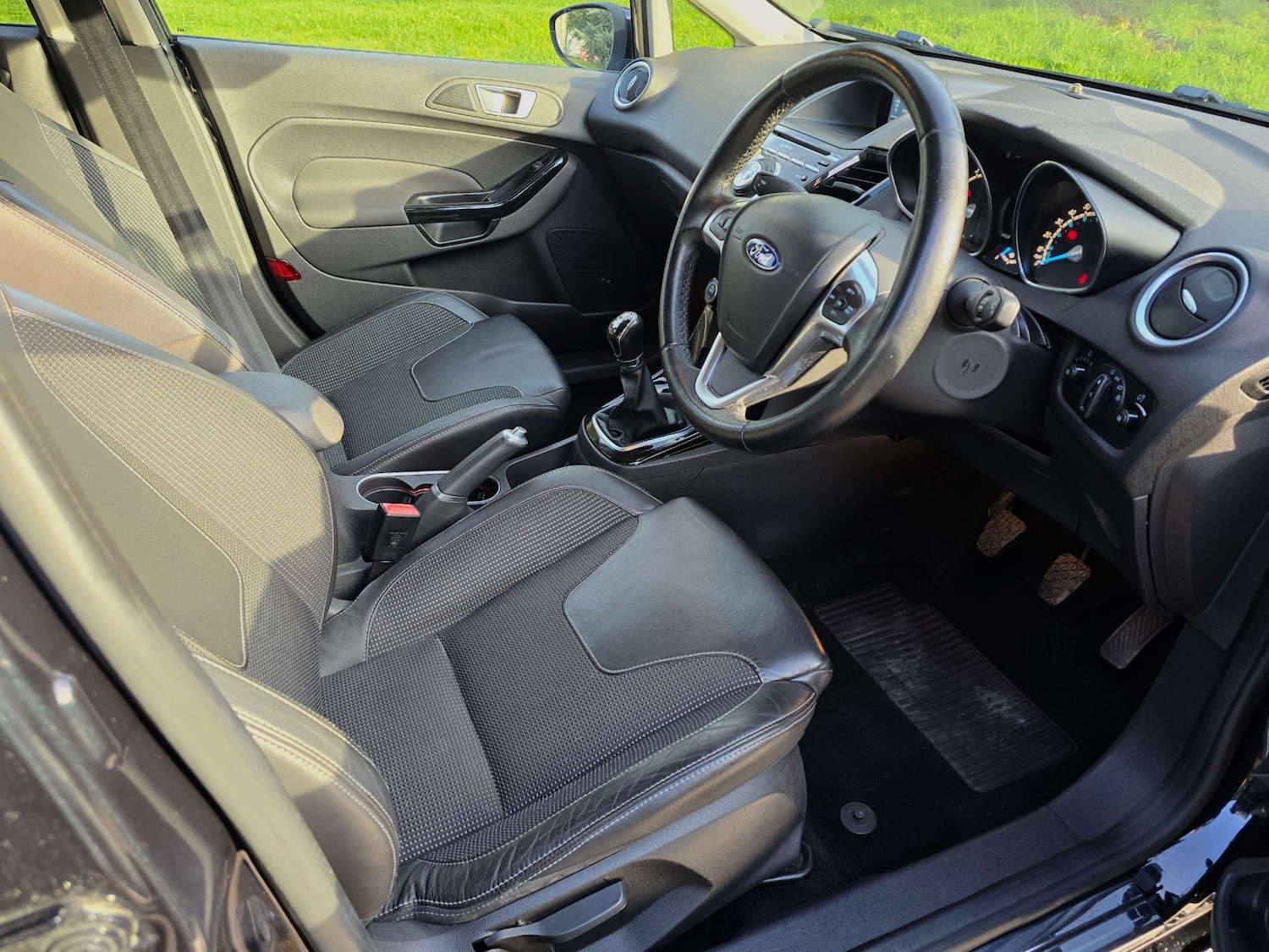 Used Ford Fiesta 2014 for sale - 76830966: Photo 11