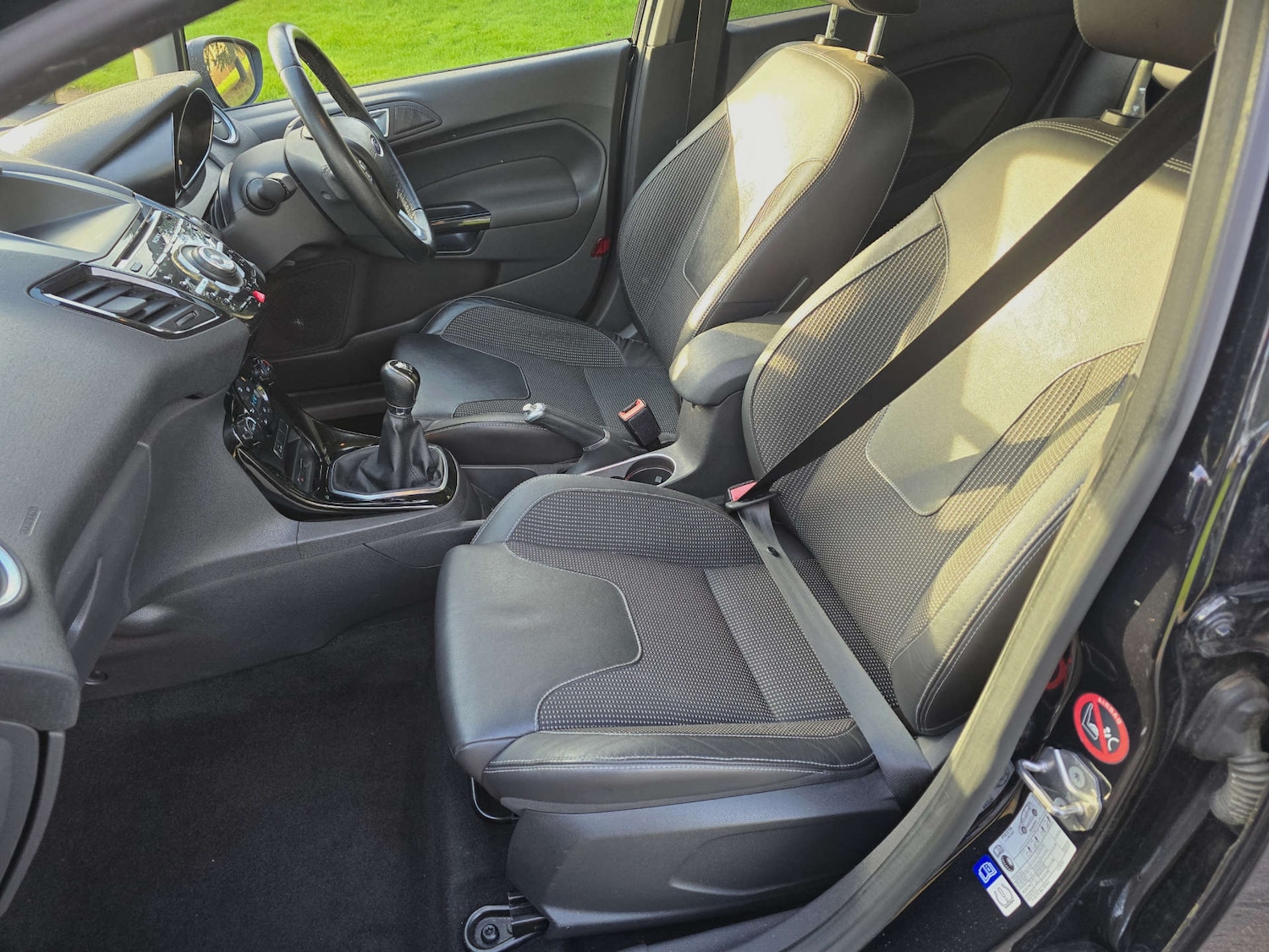 Used Ford Fiesta 2014 for sale - 76830966: Photo 13