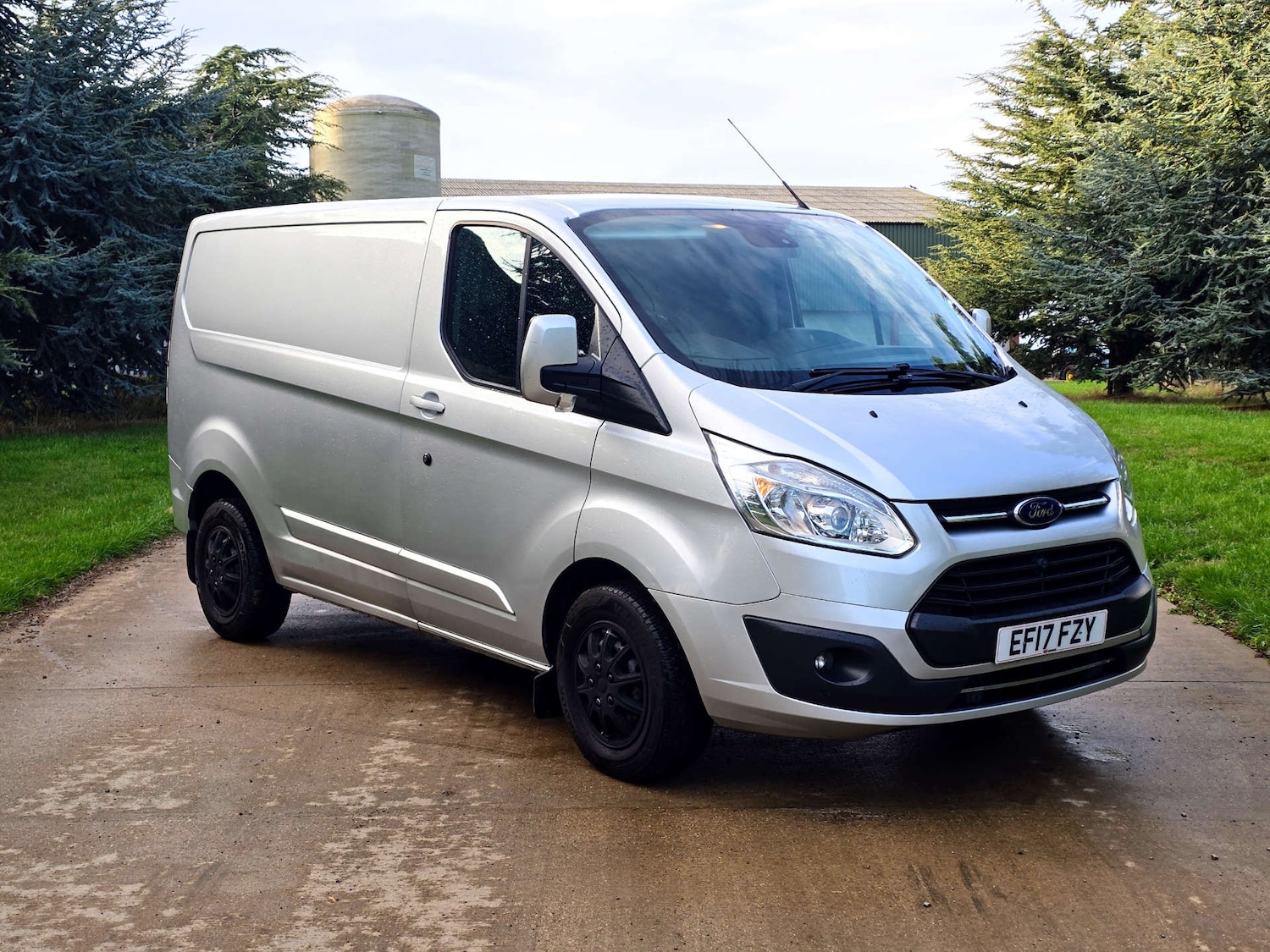 Used Ford Transit Custom 2017 for sale - 76298769: Photo 1