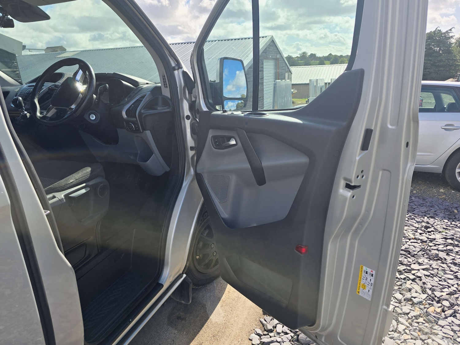 Used Ford Transit Custom 2017 for sale - 76298769: Photo 10