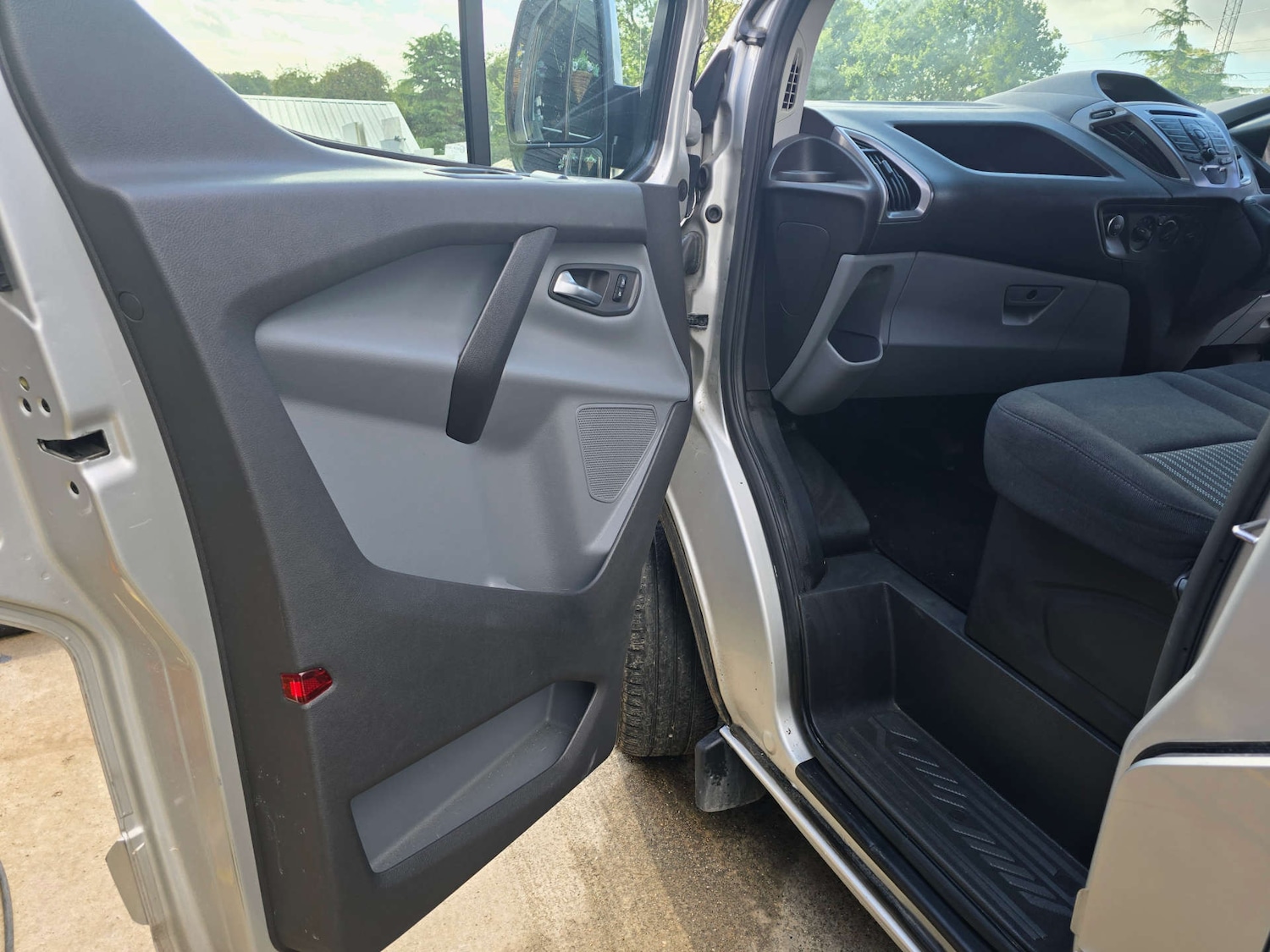 Used Ford Transit Custom 2017 for sale - 76298769: Photo 12