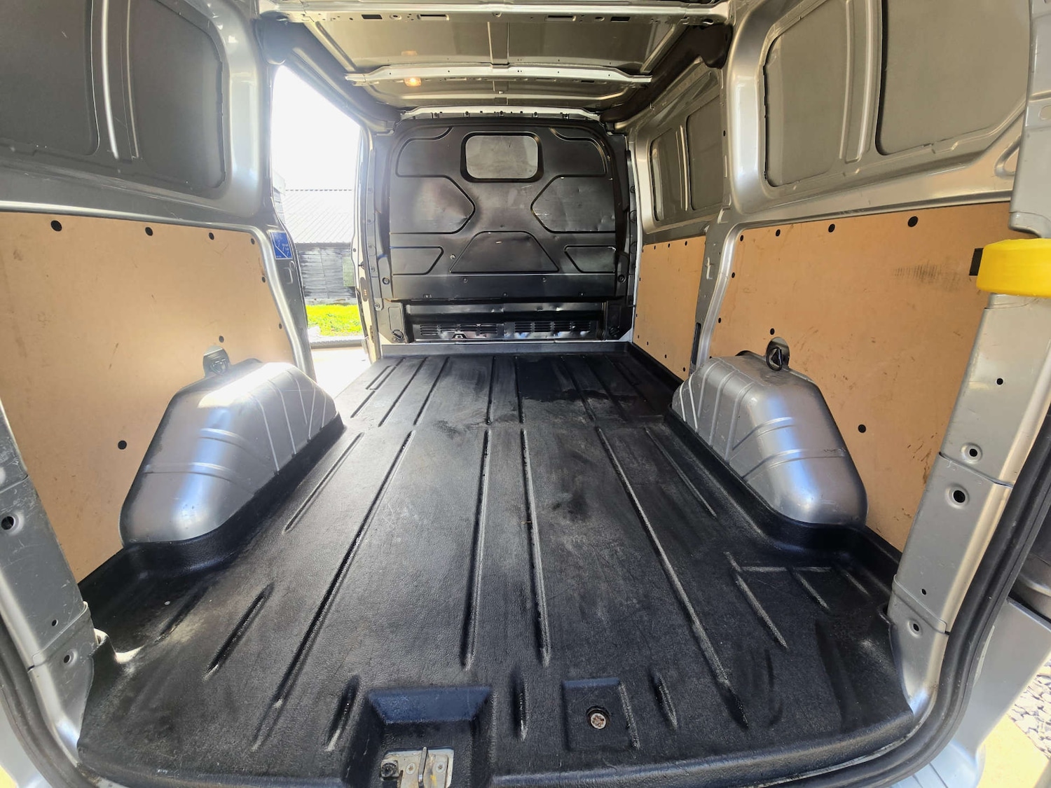 Used Ford Transit Custom 2017 for sale - 76298769: Photo 18