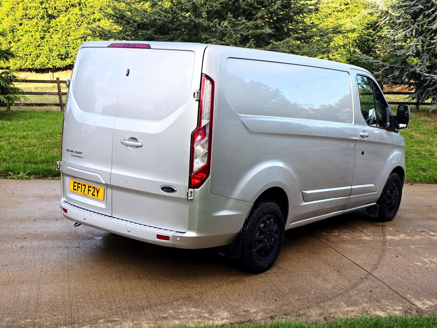 Used Ford Transit Custom 2017 for sale - 76298769: Photo 3