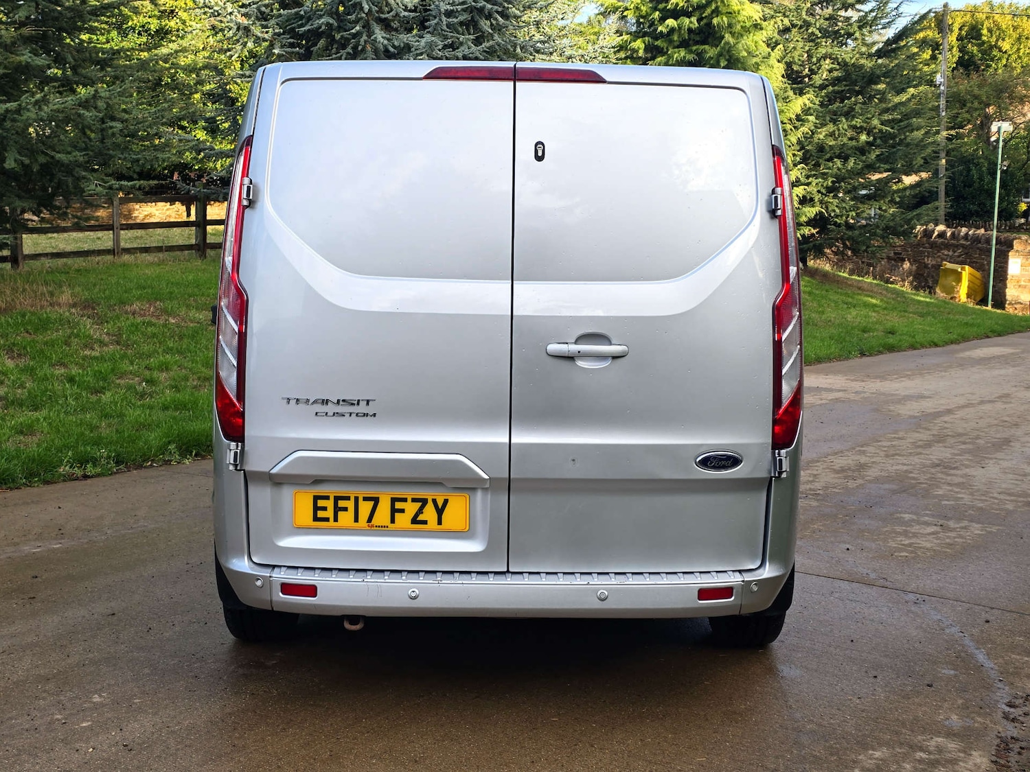 Used Ford Transit Custom 2017 for sale - 76298769: Photo 4