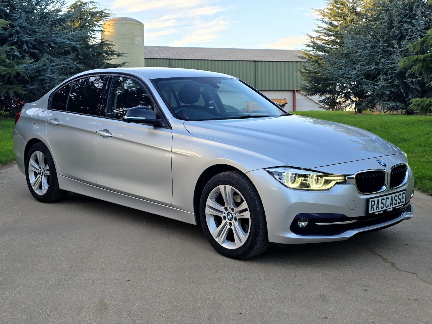 Used BMW 3 Series 2018 for sale - 76382730: Photo 1
