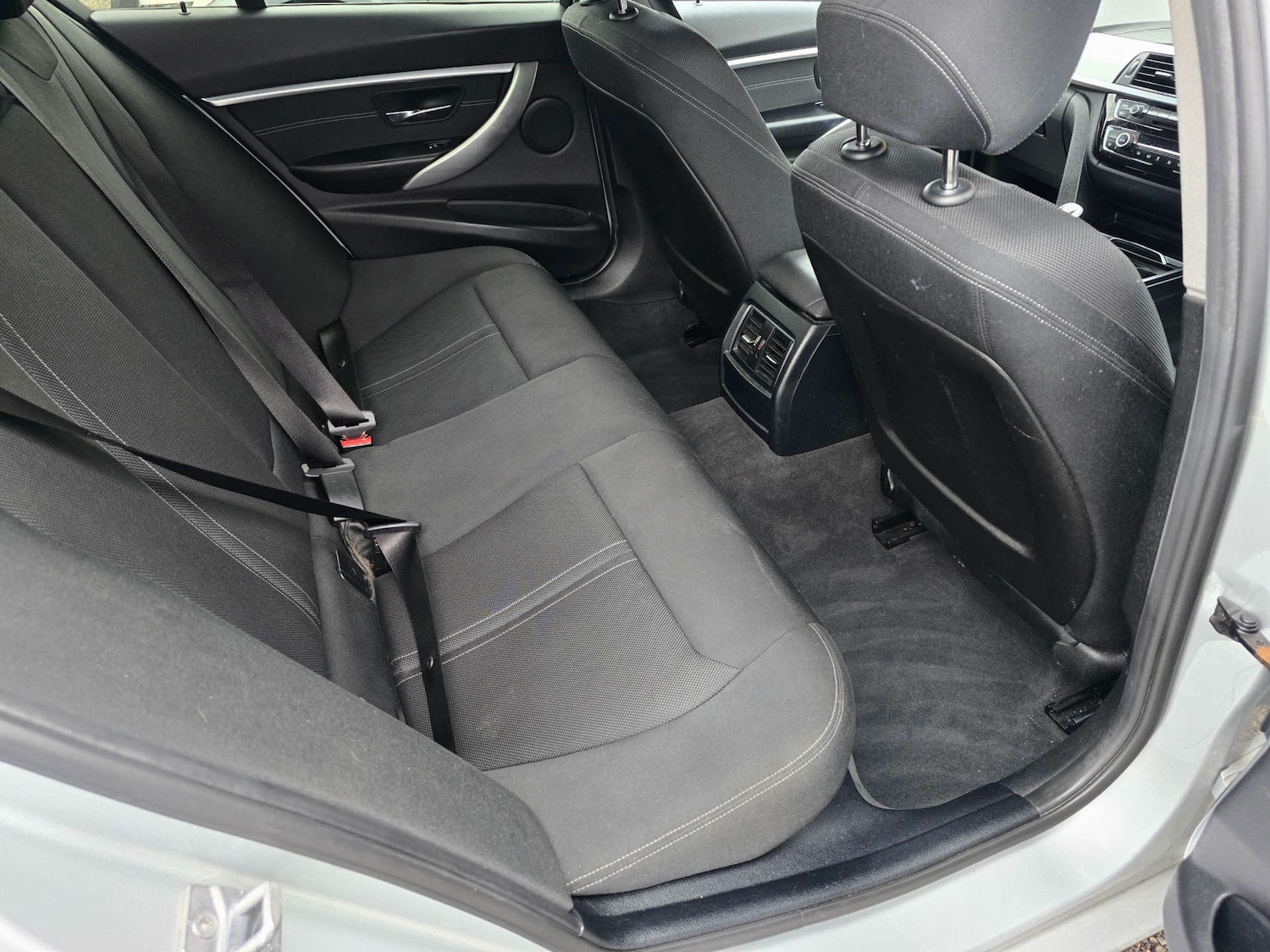 Used BMW 3 Series 2018 for sale - 76382730: Photo 11