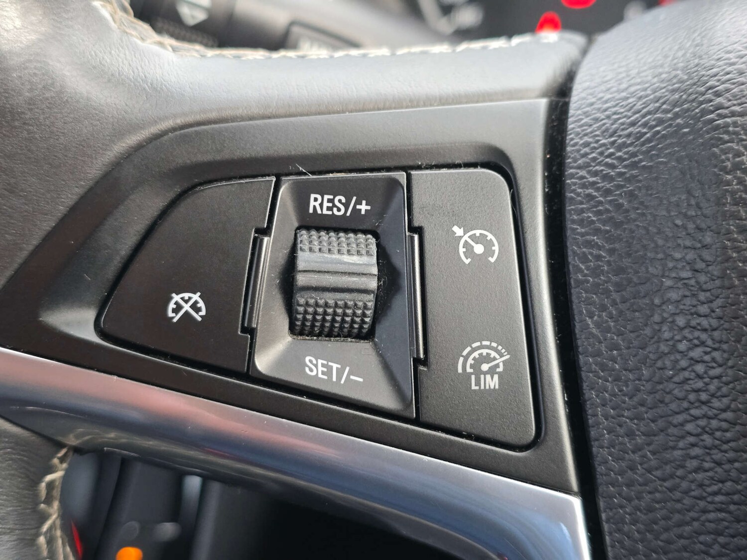 Used Vauxhall Mokka X 2017 for sale - 76861645: Photo 17