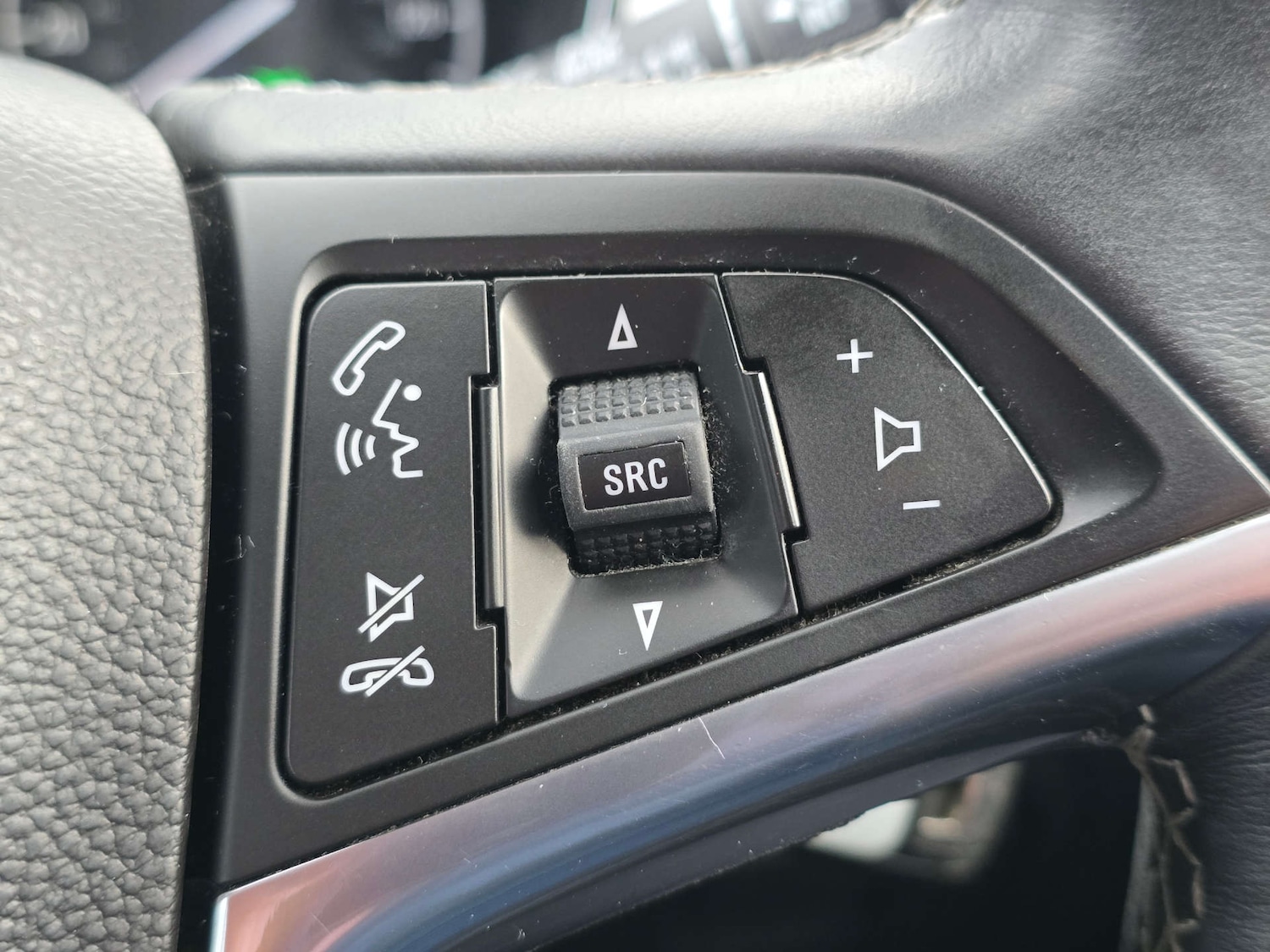 Used Vauxhall Mokka X 2017 for sale - 76861645: Photo 18