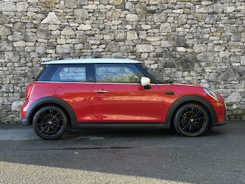 Used MINI Hatch 2021 for sale - 76981446: Photo