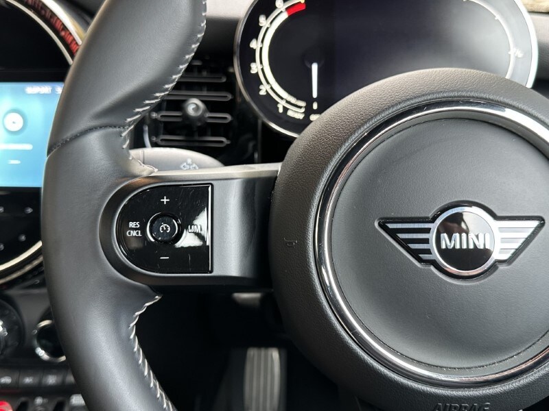 Used MINI Convertible 2023 for sale - 76981458: Photo 17