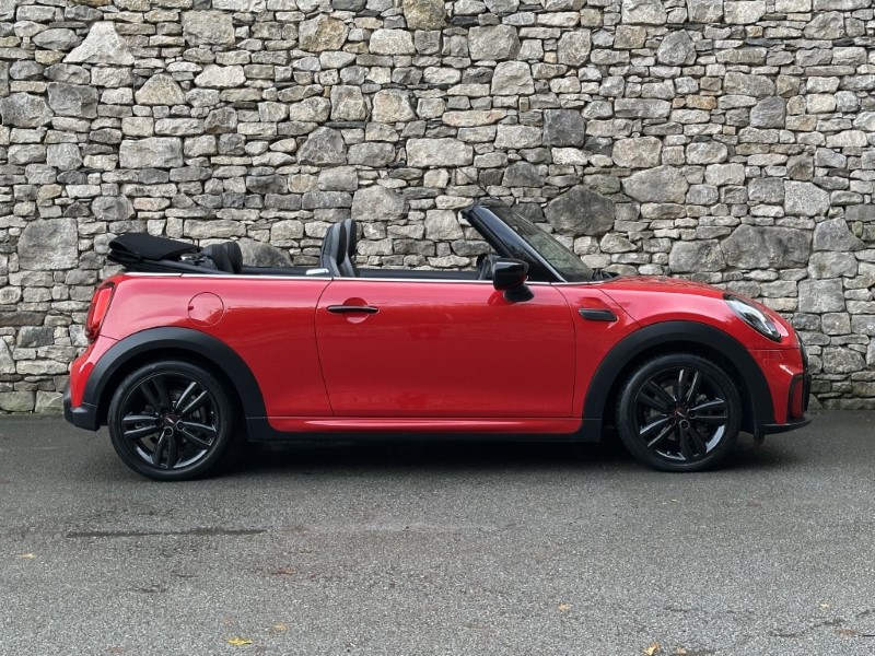 Used MINI Convertible 2023 for sale - 76981458: Photo 3