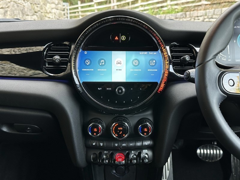 Used MINI Convertible 2023 for sale - 76981458: Photo 8