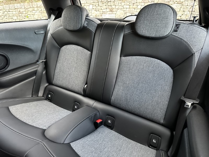 Used MINI Hatch 2021 for sale - 76980852: Photo 12