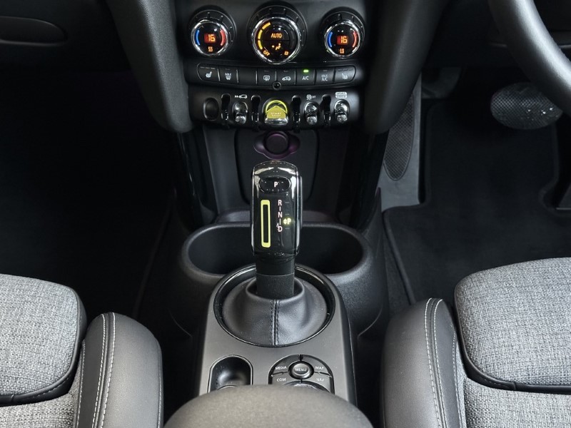 Used MINI Hatch 2021 for sale - 76980852: Photo 60