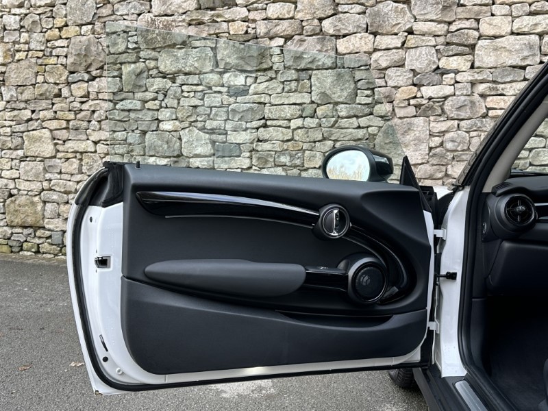 Used MINI Hatch 2022 for sale - 77903432: Photo 32