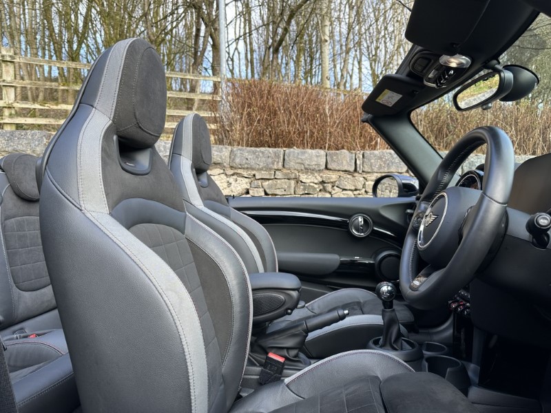 Used MINI Convertible 2022 for sale - 77778621: Photo 35