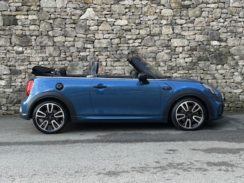 Used MINI Convertible 2022 for sale - 77778621: Photo