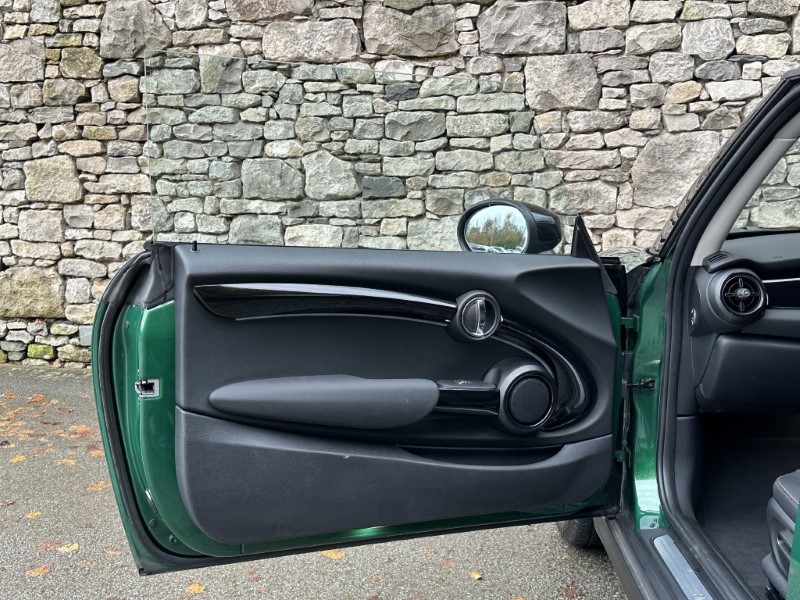 Used MINI Hatch 2022 for sale - 76982352: Photo 27