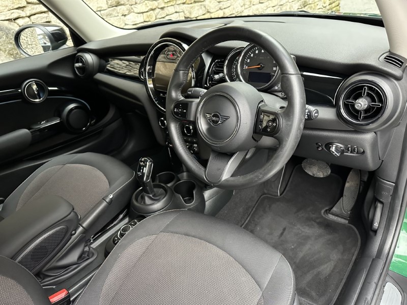 Used MINI Hatch 2022 for sale - 76982352: Photo 6