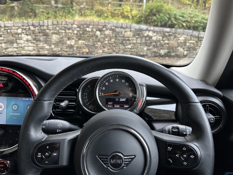 Used MINI Hatch 2022 for sale - 76982352: Photo 60